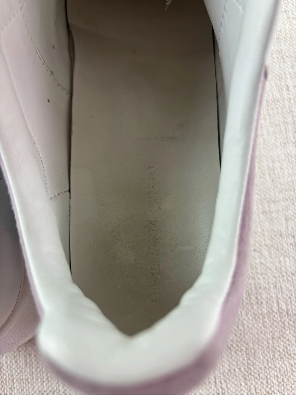 Alexander McQueen girl’s 1.5 White Leather Sneakers with Lavender Heel Tab
